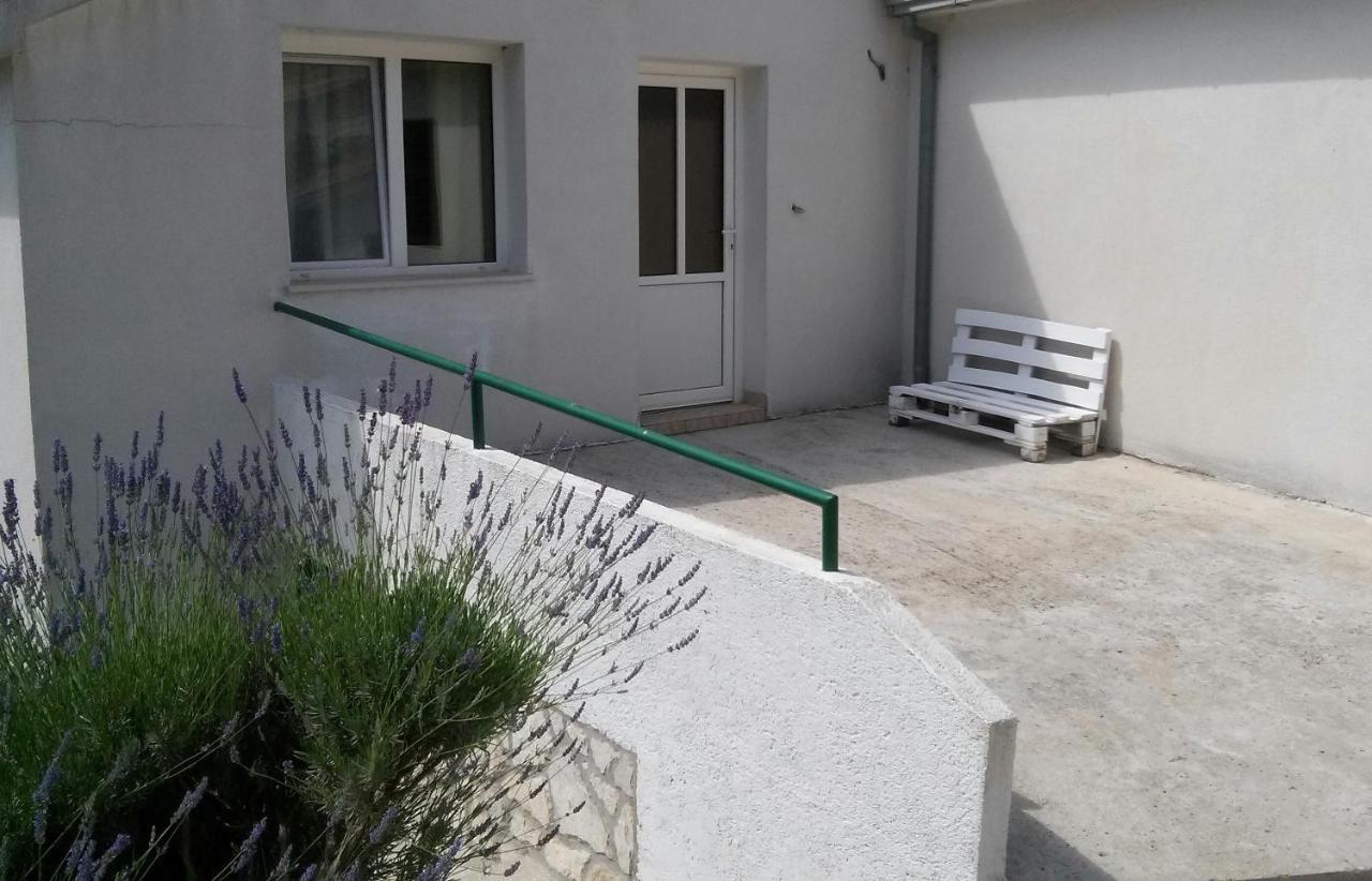 Apartments And Rooms With Parking Space Zavala, Hvar - 128 Елса Экстерьер фото