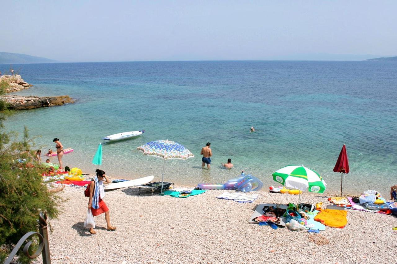 Apartments And Rooms With Parking Space Zavala, Hvar - 128 Елса Экстерьер фото